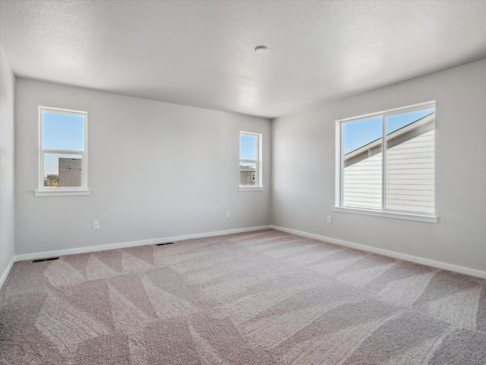 A room with windows.