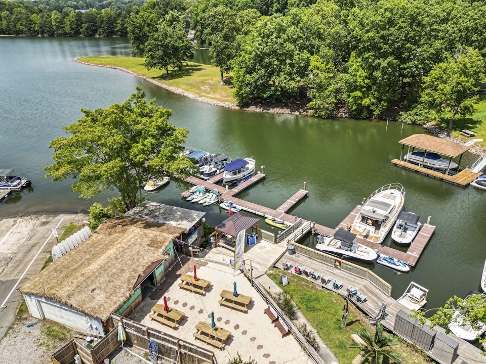 A river with boats and buildings.